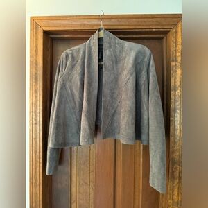 Cropped jacket in grey suede like fabric